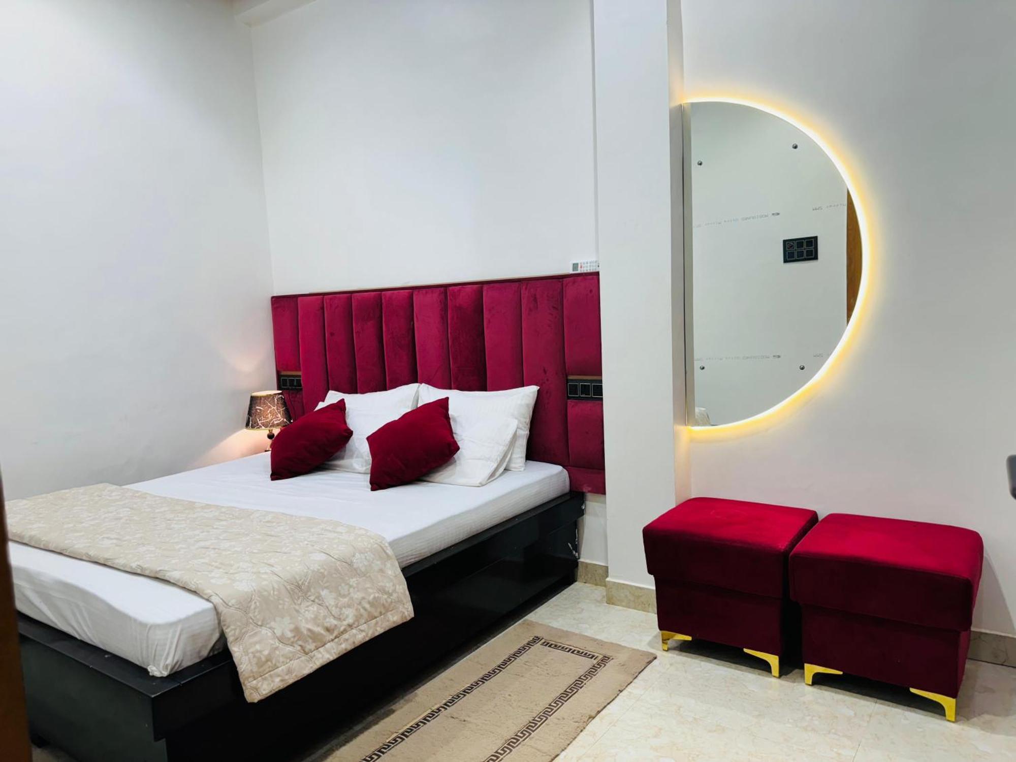 Aura Homestay Varanasi Exterior foto